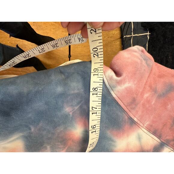 Rue 21 dress with a tie-dye pattern in pink, blue, and white short sleeves med - Picture 7 of 9